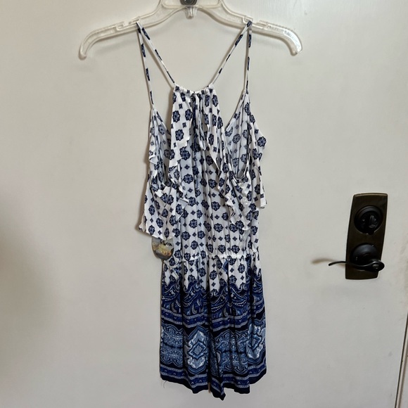 Romper Size Small, NWT - Picture 5 of 7